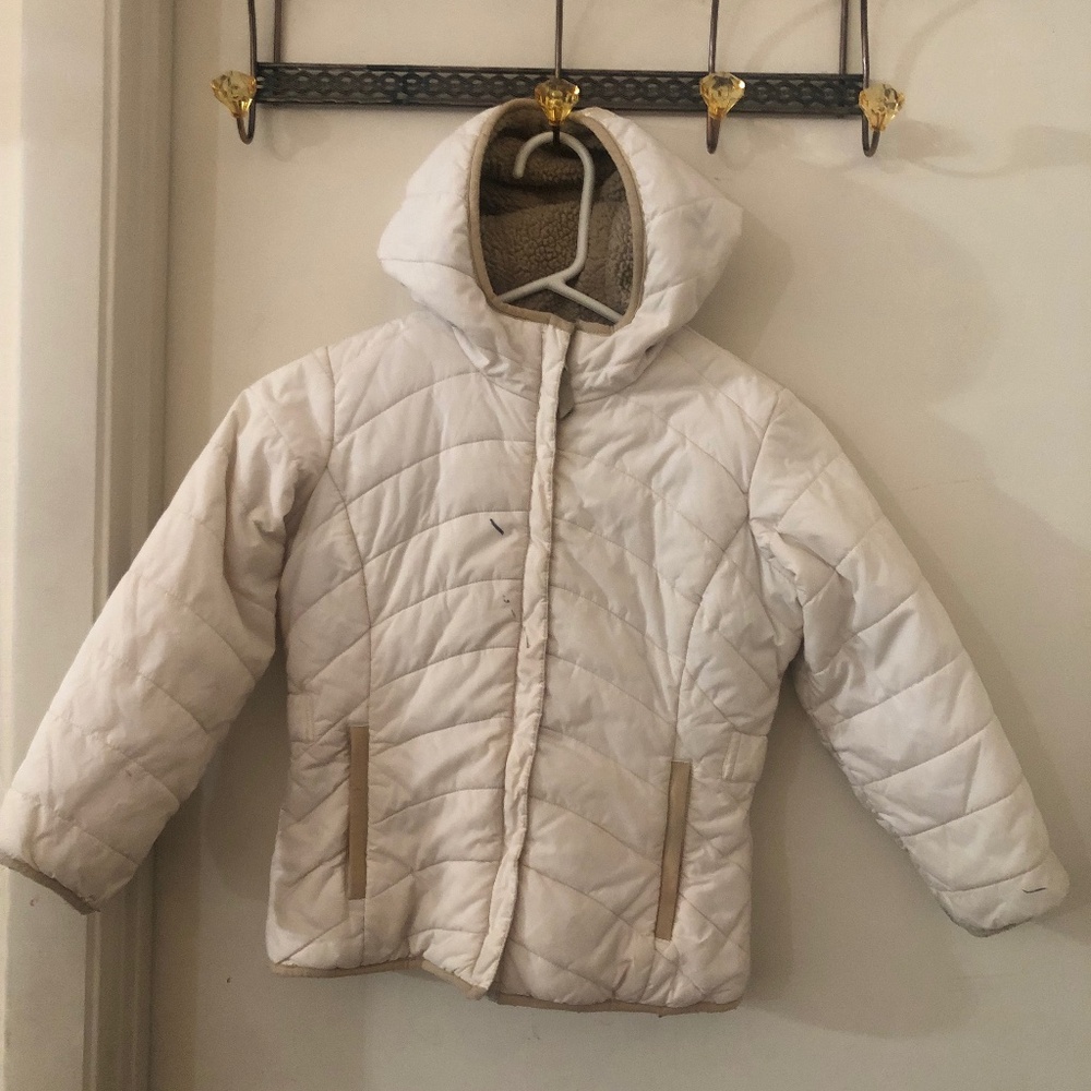 Lands’ End Little Girls Puffed White/Cream Winter Jacket